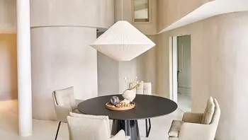 Blättern Sie sich durch den Online-Katalog der Bielefelder Werkstätten, um sich elegante Wohninspiration zu gönnen.